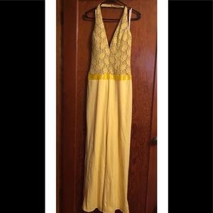Jovani Jumpsuit Yellow Size 4 $50